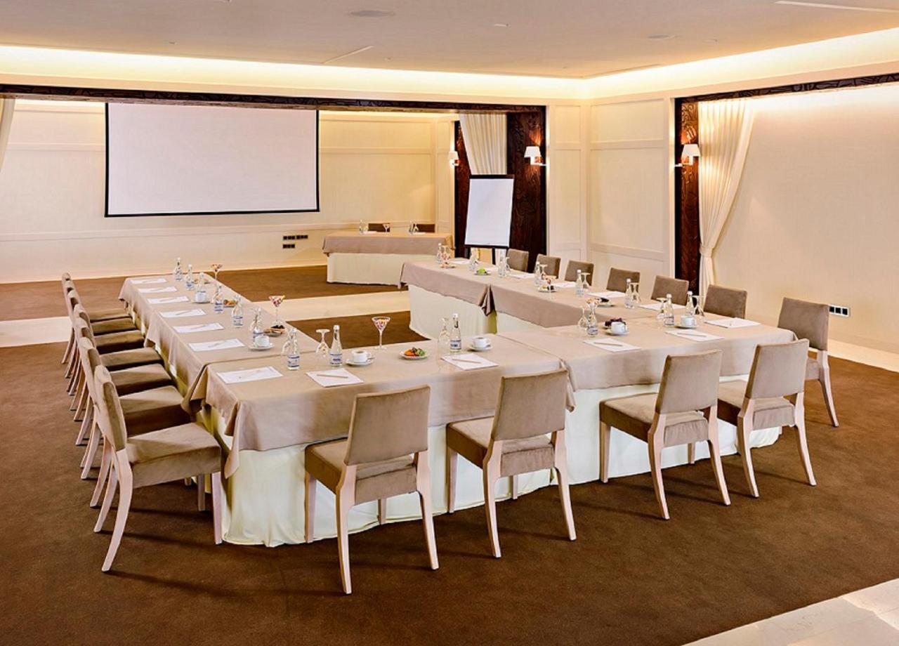 เคเมอร์ คันทรี โฮเต็ล อิสตันบูล Hotel Zekeriyakoy ภายนอก รูปภาพ