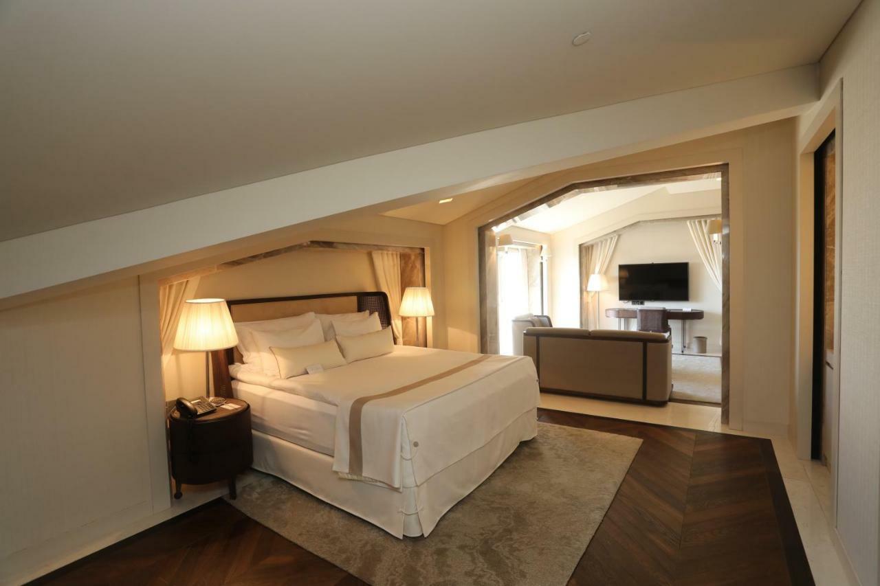 เคเมอร์ คันทรี โฮเต็ล อิสตันบูล Hotel Zekeriyakoy ภายนอก รูปภาพ
